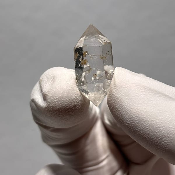 One-of-a-kind quartz crystal specimen from Yunnan, China, photo 4 of 6