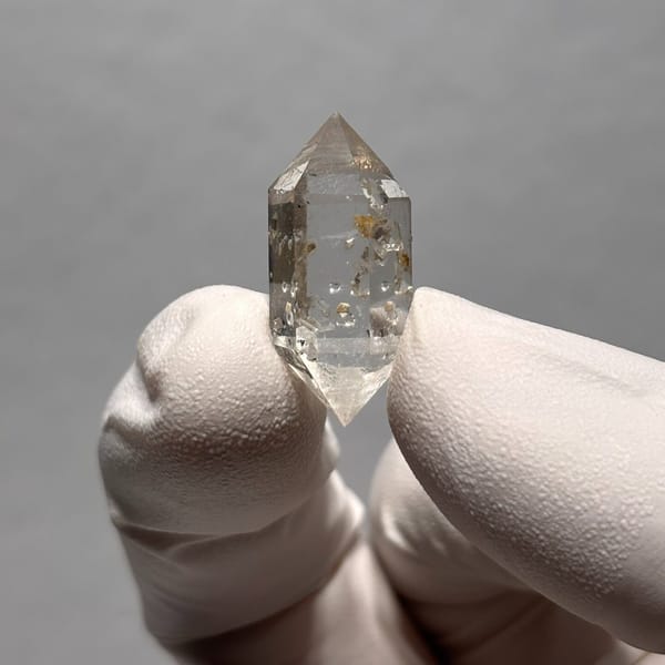 Quartz specimen from Yunnan, 1 × 1 × 2.5 cm, photo 6 of 6