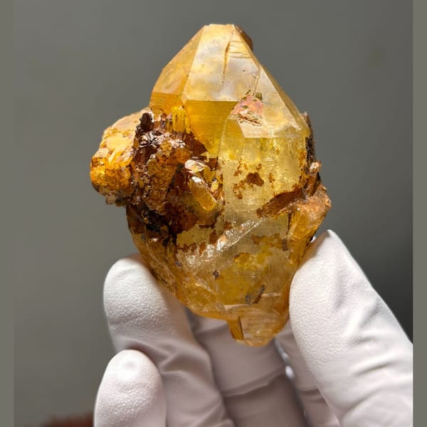 Quartz crystal from Tibet, 6.8 cm across, raw mineral specimen, photo 2 of 6