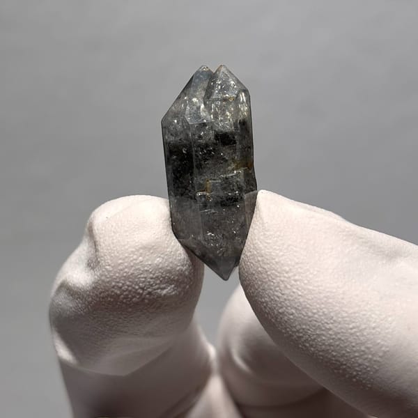 One-of-a-kind quartz crystal specimen from Yunnan, China, photo 4 of 6