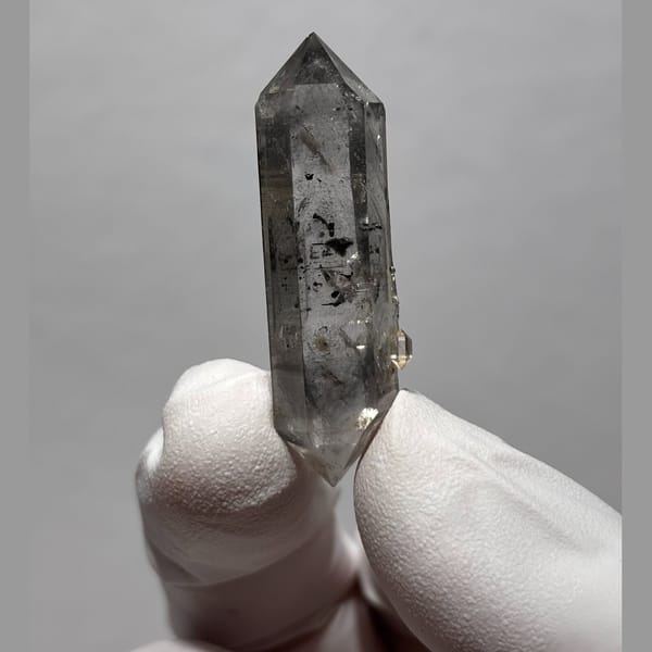 One-of-a-kind quartz crystal specimen from Yunnan, China, photo 4 of 6
