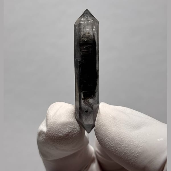 Quartz specimen from Yunnan, 0.8 × 0.9 × 4.5 cm, photo 6 of 6