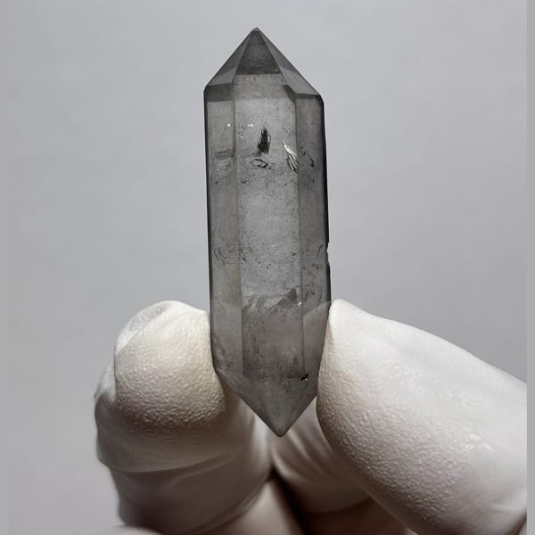 Quartz specimen from Yunnan, 1.3 × 1.2 × 4.7 cm, photo 6 of 6
