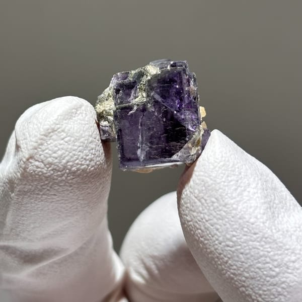 One-of-a-kind fluorite crystal specimen from Yaogangxian, Hunan, China, photo 4 of 5