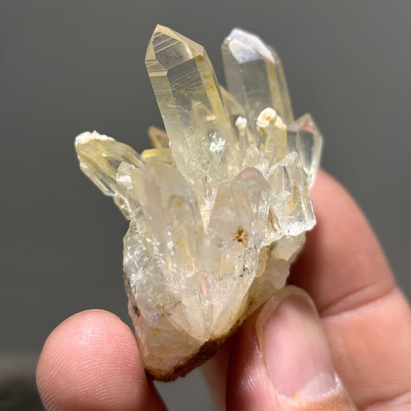 One-of-a-kind clear quartz crystal specimen from Sichuan, China, photo 4 of 5