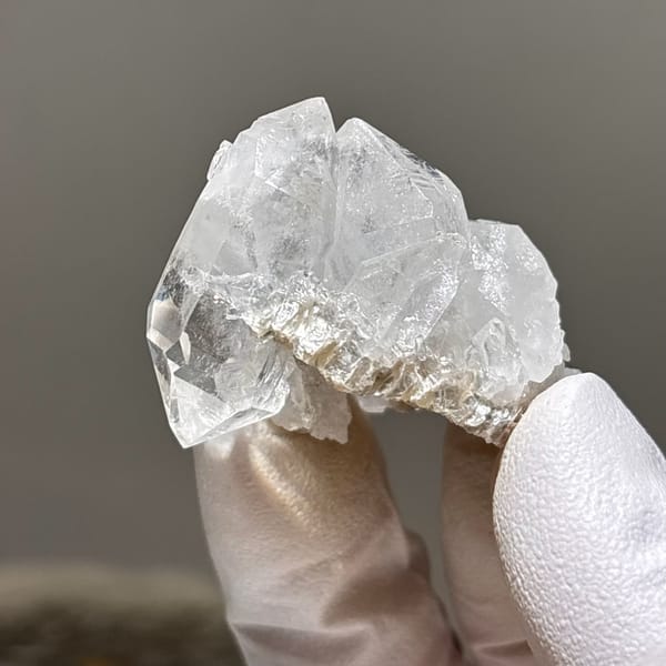 One-of-a-kind clear quartz crystal specimen from Xuebaoding, Sichuan, China, photo 4 of 5