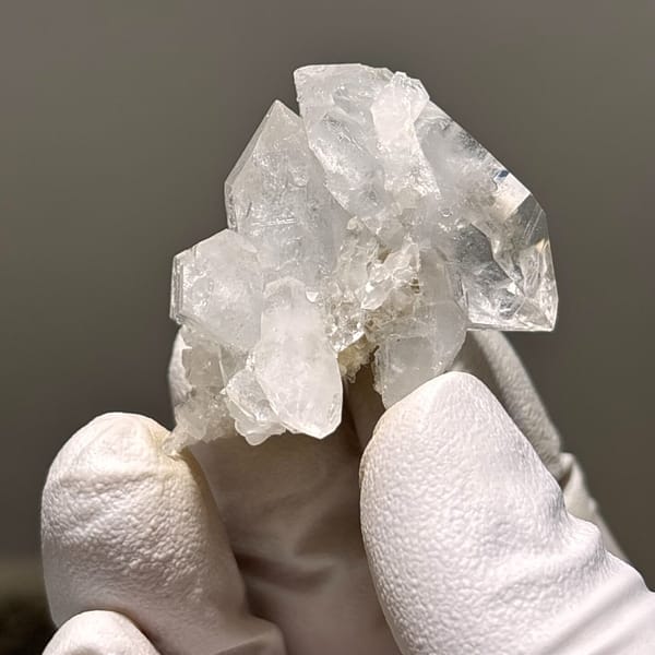 Clear quartz crystals with mica from Xuebaoding, natural mineral for display, photo 5 of 5