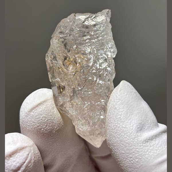 Skeletal crystal of quartz from Jinkouhe, one-of-a-kind specimen, photo 3 of 5