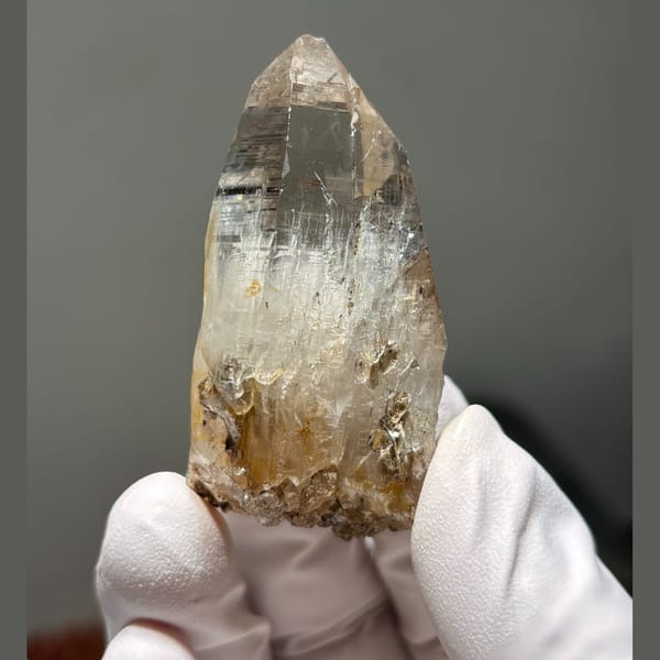 Clear quartz crystal from Pakistan, natural mineral for display, photo 5 of 5