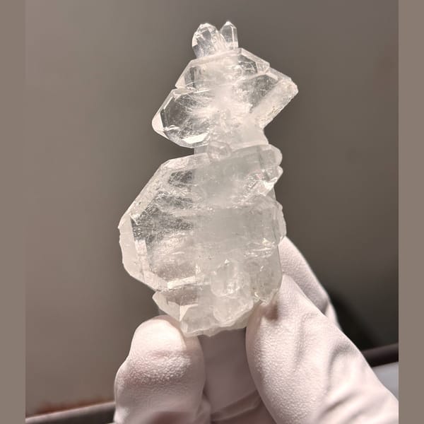 One-of-a-kind quartz crystal specimen from Pakistan, photo 4 of 5