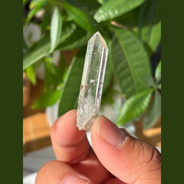 Quartz crystal from Xuebaoding, 4.9 cm across, raw mineral specimen, photo 2 of 5
