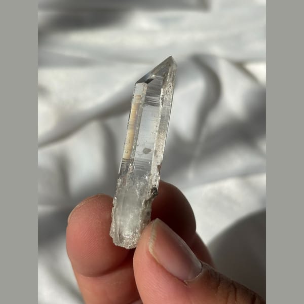One-of-a-kind clear quartz crystal specimen from Xuebaoding, Sichuan, China, photo 4 of 5