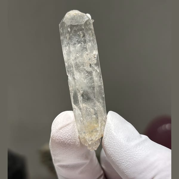 Quartz crystal from Xuebaoding, 6.1 cm across, raw mineral specimen, photo 2 of 5