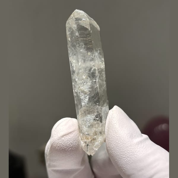 Floater crystal of clear quartz from Xuebaoding, one-of-a-kind specimen, photo 3 of 5