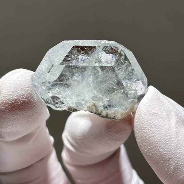 Clear pale blue Xuebaoding aquamarine crystal — alternate view