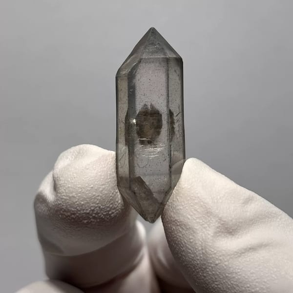 Clear Quartz Double-Terminated Crystal Yunnan 3.4 cm — alternate view