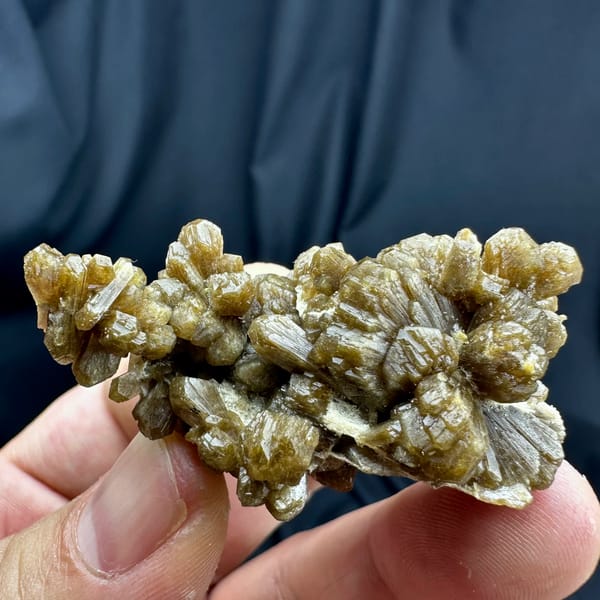 Golden-brown bow-tie stilbite crystal cluster from Yunxiao, Fujian, China, second angle