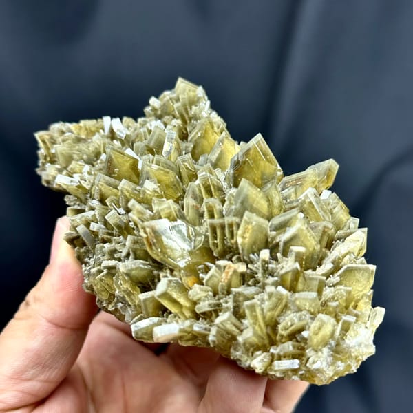 Cluster of straw-yellow bladed baryte crystals from Yunnan, China, reverse side