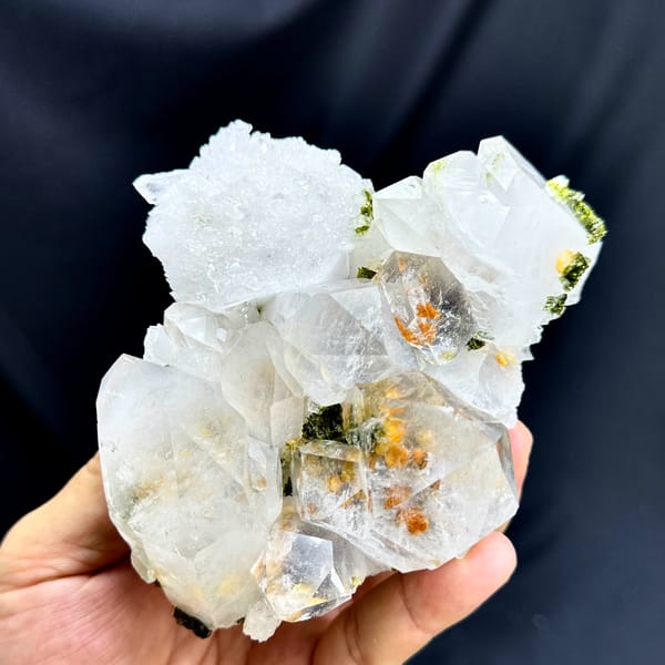 Large transparent garden quartz crystals with epidote from Sichuan, China, top view