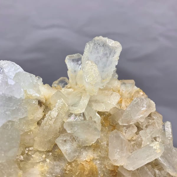 Serrated translucent baryte blades on golden matrix from Jinkouhe, Sichuan, China, second angle
