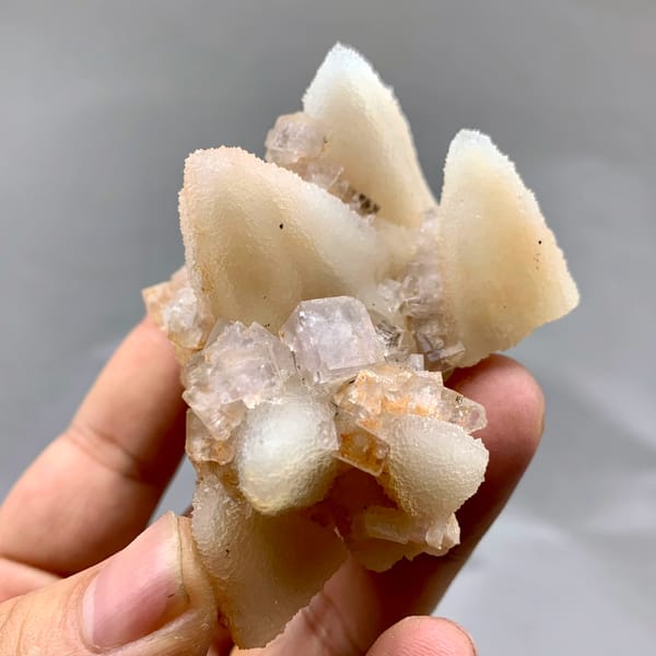 Peach-toned quartz pseudomorphs after calcite from Zhejiang, China, top view