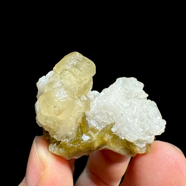 Golden-yellow calcite with white dolomite and siderite from Guizhou, China, reverse side