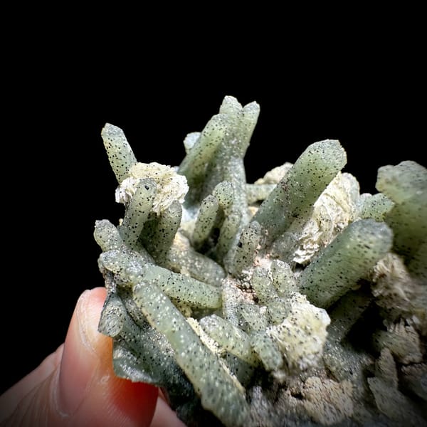 Green chlorite quartz prisms with white calcite from Inner Mongolia, China, second angle