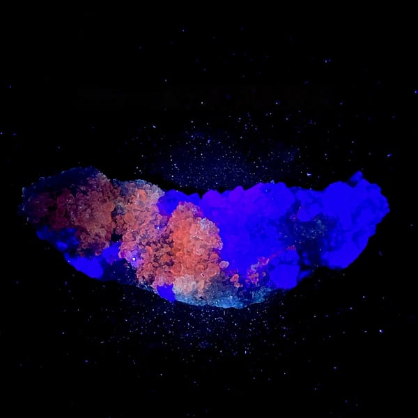 Long bar of sparkling quartz with violet-blue fluorite from Fujian, China, second angle