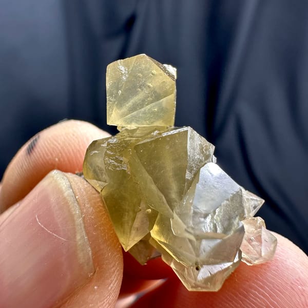 Yellow diamond-shaped quartz crystals with goethite from Inner Mongolia, China, reverse side