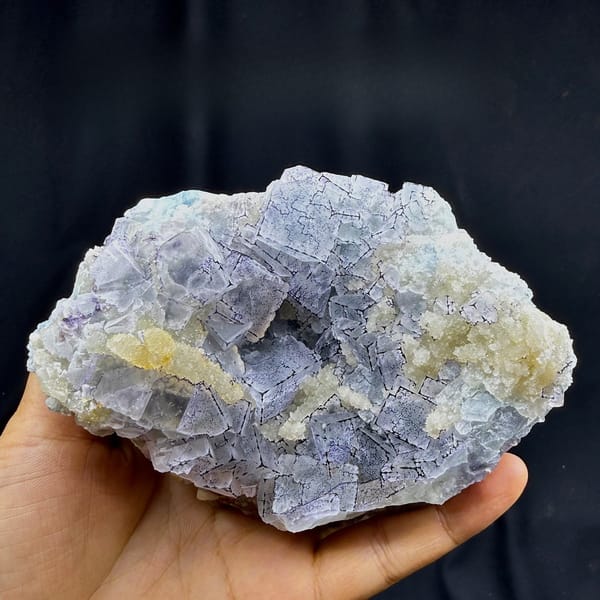 Purple-edged QR-code fluorite cubes with quartz from Guizhou, China, detail of the matrix contact