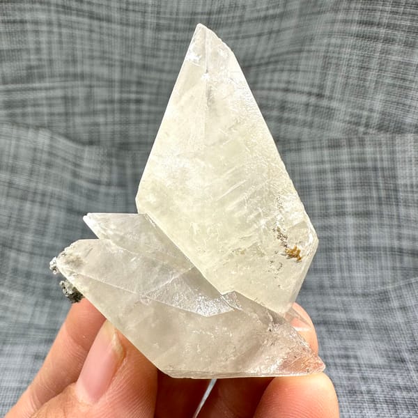 Tall translucent calcite scalenohedron from Inner Mongolia, China, close-up of terminations