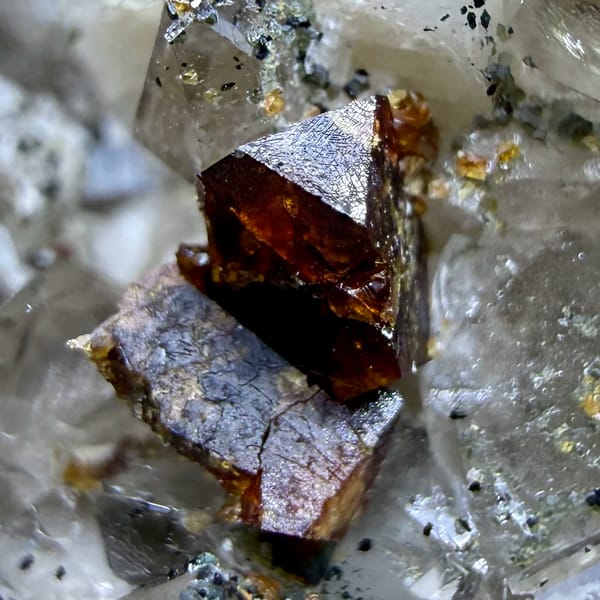 Quartz and feldspar plate with golden helvine crystal from Yunxiao, Fujian, China, top view