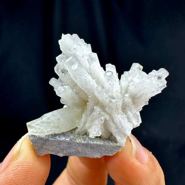 Feather calcite spray, from Shangbao Mine, Hunan, China, reverse side