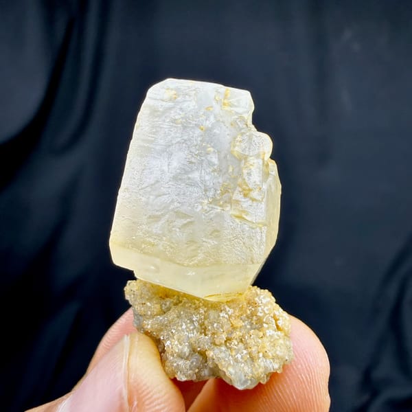 Calcite blocky crystal from China, natural mineral specimen, photo 1 of 5