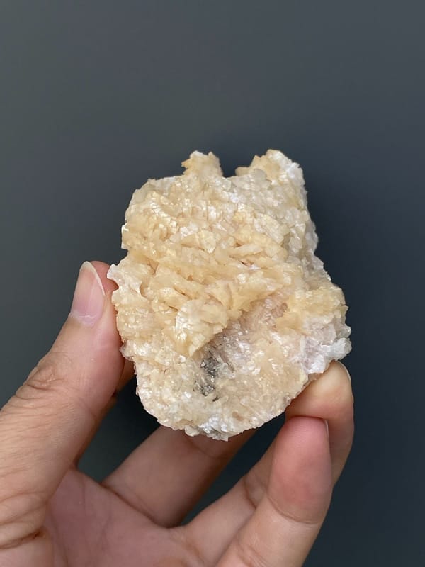 Cream-white dolomite crystal mass from Hunan, China, detail of the matrix contact