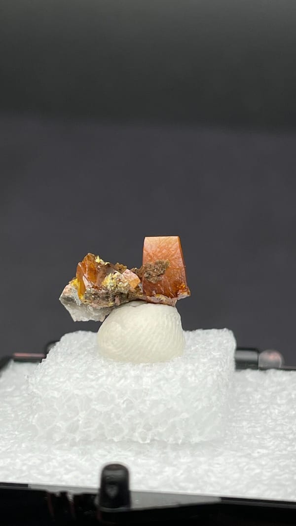 Orange tabular wulfenite with green mottramite from Ojuela Mine, Durango, Mexico