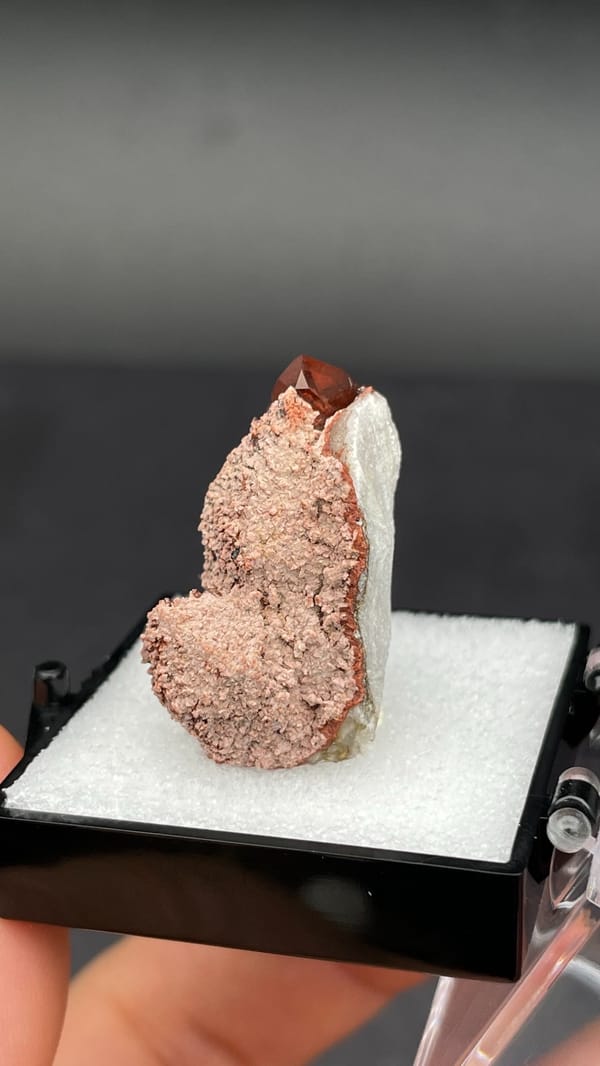 Dusty red hematoid quartz with black specular hematite flecks, Shanxi, China, reverse side