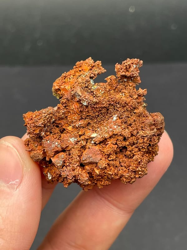 Spongy branching native copper mass from Hubei, China, detail of the matrix contact