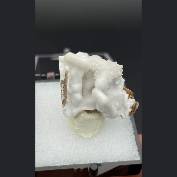 Barite specimen from Henan, 2.3 × 2 × 2 cm, photo 6 of 8