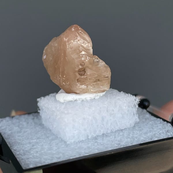 Crystals of white cerussite from Gongcheng, one-of-a-kind specimen, photo 3 of 6