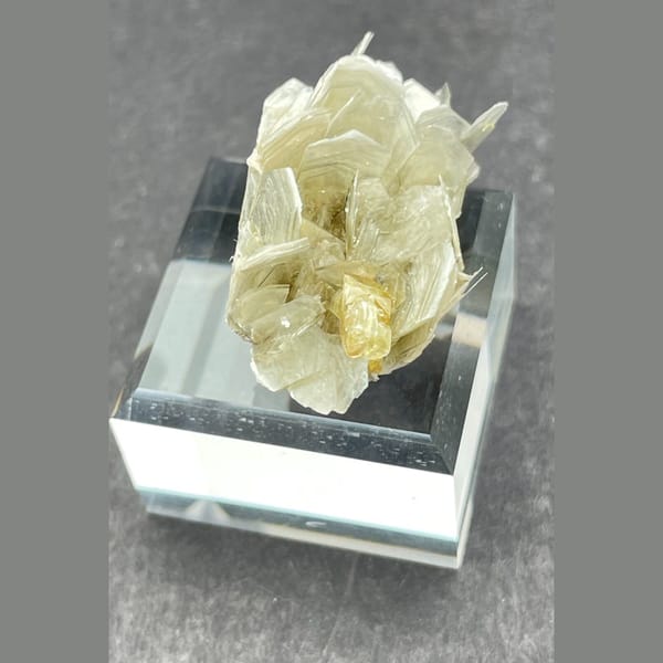 Crystal of scheelite with mica from Xuebaoding, one-of-a-kind specimen, photo 3 of 6
