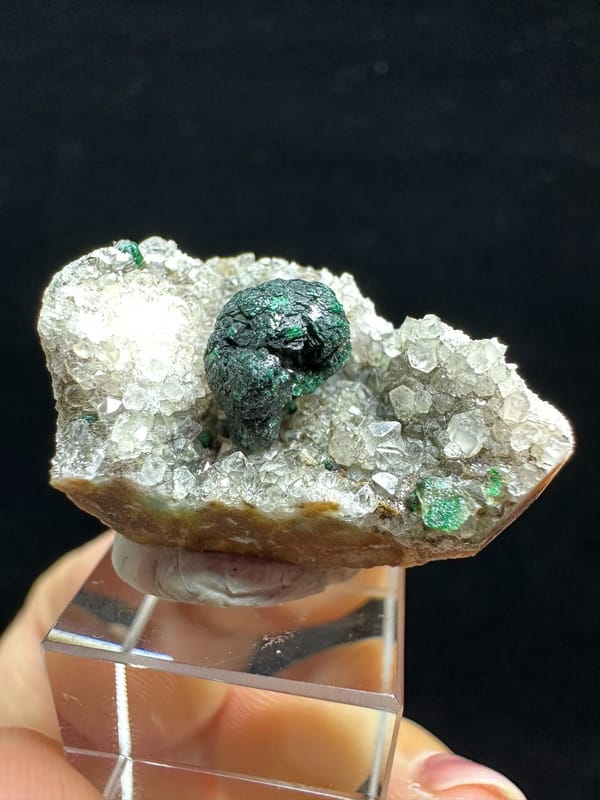 Malachite from DR Congo, individual mineral specimen view 3