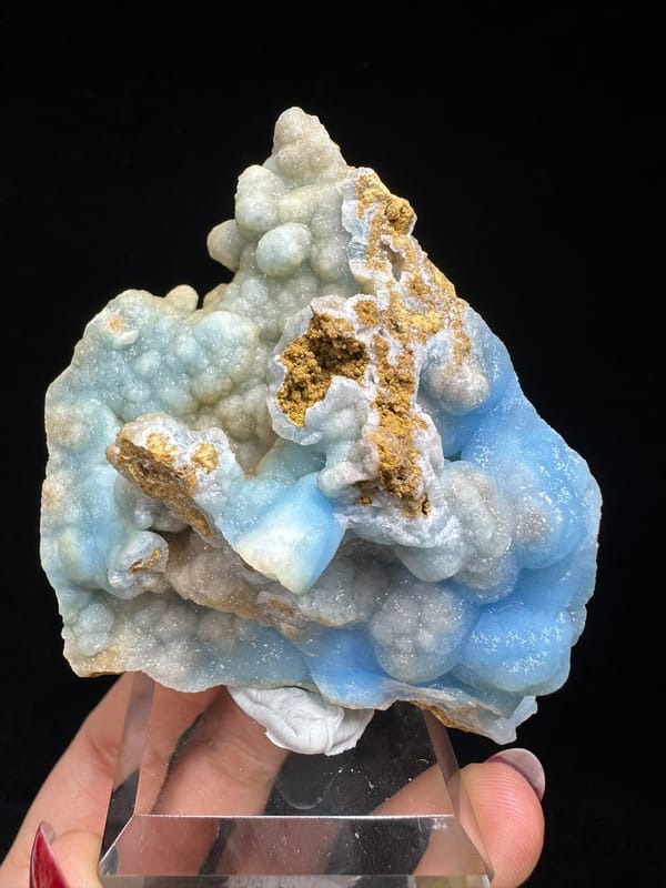 Hemimorphite from Yunnan, China, individual mineral specimen view 4