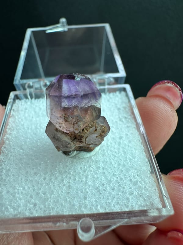 Quartz from Zimbabwe, individual mineral specimen view 1