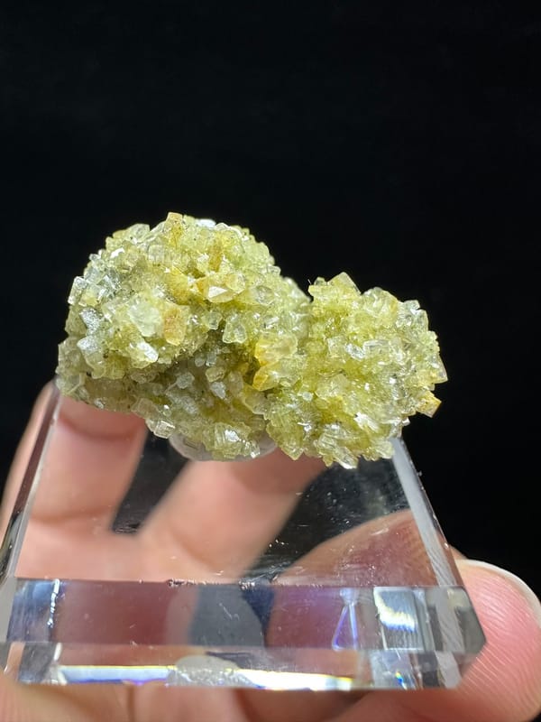 Zeolite group (species not verified) from Fujian, China, individual mineral specimen view 1