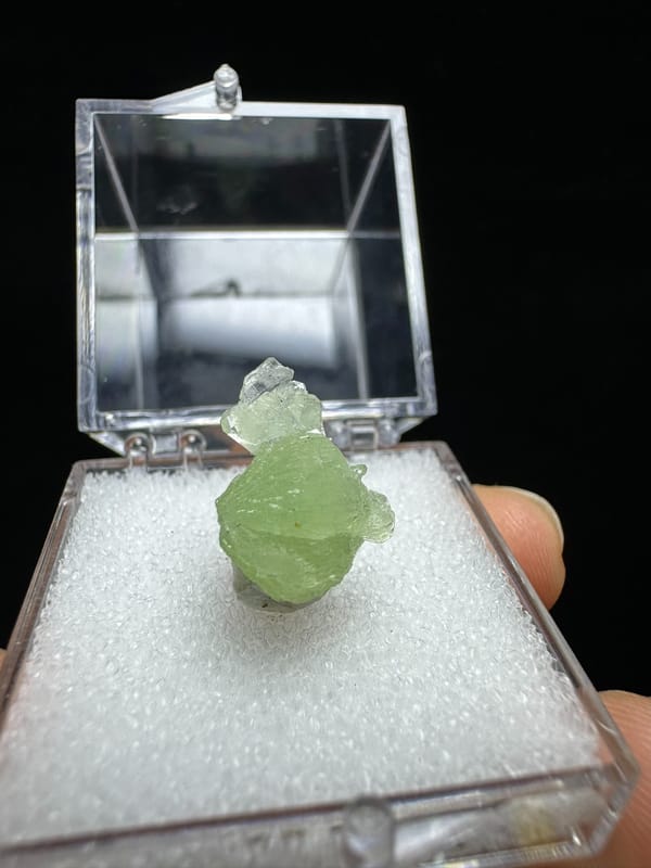 Pale Green Prehnite mit doppelter Terminierung