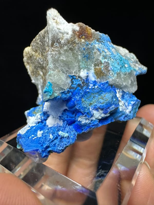 Gibbsite from Guizhou, China, individual mineral specimen view 1