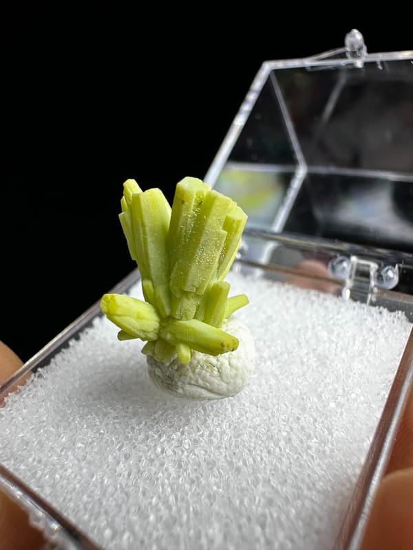 Pyromorphite from Guangxi, China, individual mineral specimen view 1
