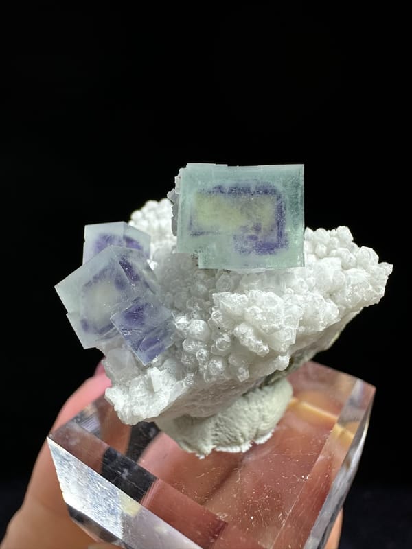 Unverified secondary crystal from Yaogangxian Mine, Yizhang Co., Hunan, China, individual mineral specimen view 1