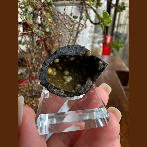 Yellow Calcite Spheres in a Fujian Vug - complete view